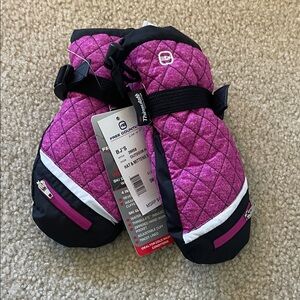 Free Country Fuchsia Quilted Mittens with Black Trim